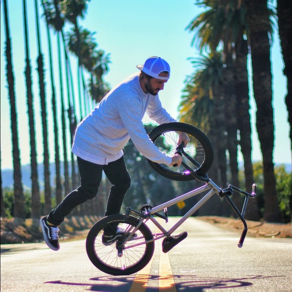 Meet your Posher, Claude - Picture 1 of 1